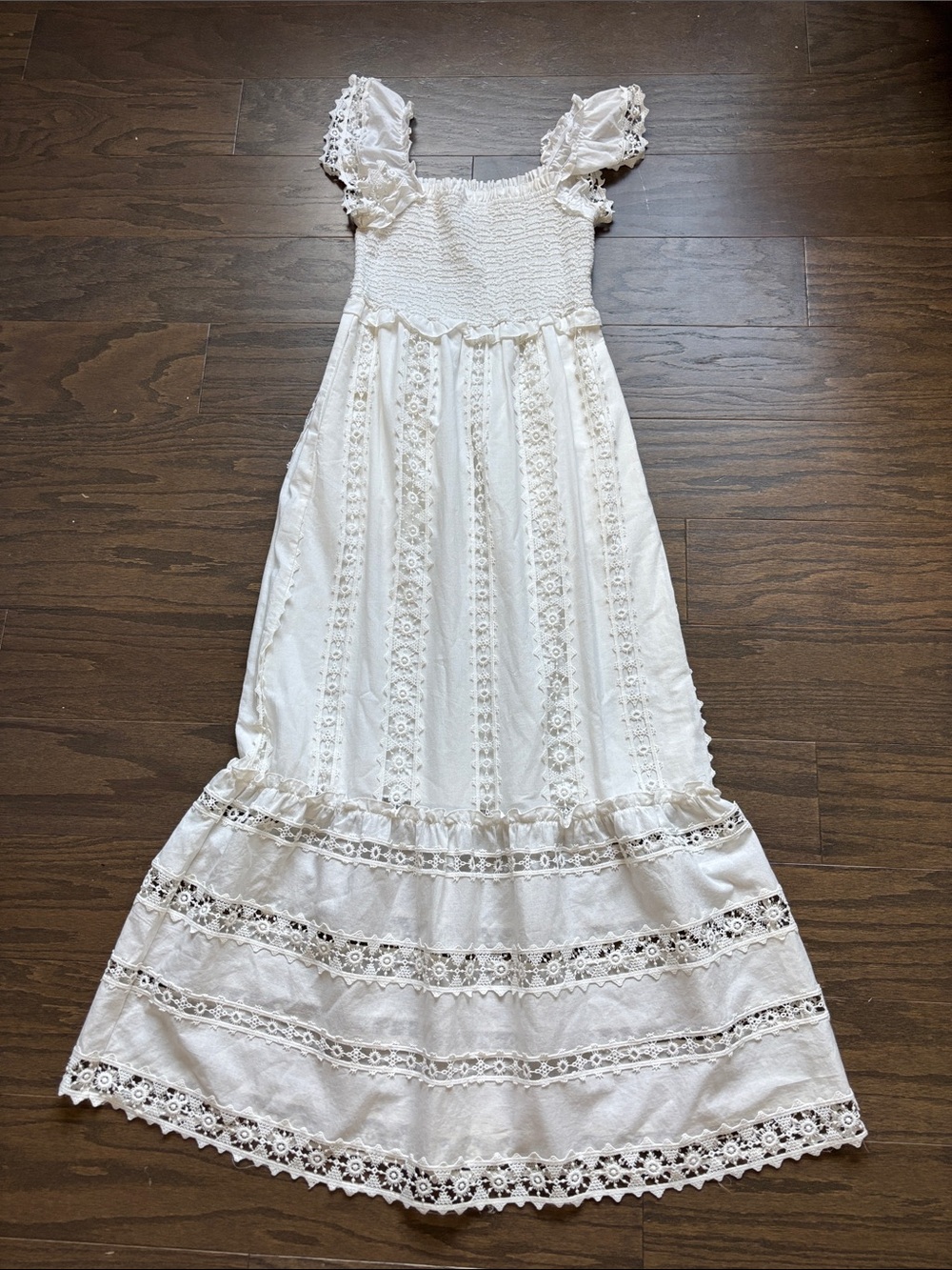 SAYLOR Elin embroider Eyelet Lace Midi Dress - Picture 5 of 14